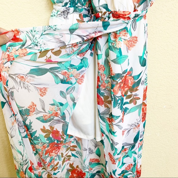 GUESS High Slit Floral Sleeveless Maxi Dress - Picture 8 of 10